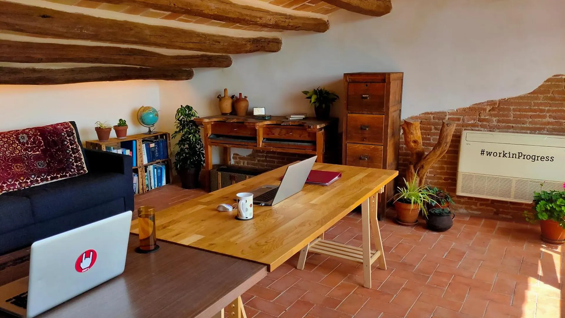 Les Voltes II - 3Bd Gem In Hilltop Wine Village With Amazing Views Barbara Holiday home